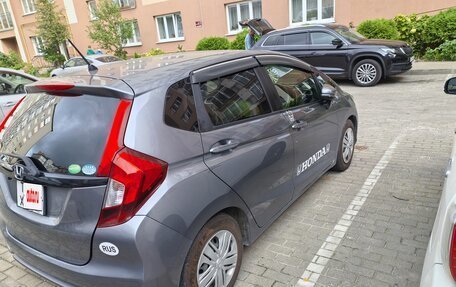 Honda Fit III, 2018 год, 1 660 000 рублей, 4 фотография