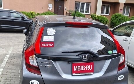 Honda Fit III, 2018 год, 1 660 000 рублей, 3 фотография