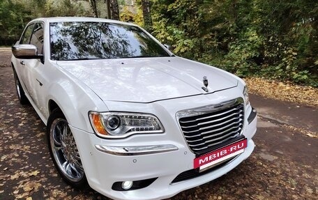 Chrysler 300C II, 2012 год, 1 800 000 рублей, 5 фотография
