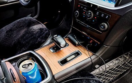 Chrysler 300C II, 2012 год, 1 800 000 рублей, 22 фотография