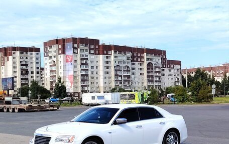Chrysler 300C II, 2012 год, 1 800 000 рублей, 40 фотография
