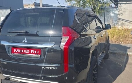 Mitsubishi Pajero Sport III рестайлинг, 2016 год, 2 700 000 рублей, 5 фотография