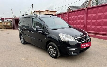 Peugeot Partner II рестайлинг 2, 2017 год, 850 000 рублей, 2 фотография
