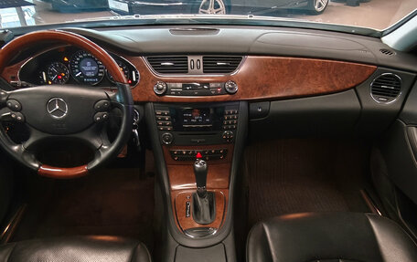 Mercedes-Benz CLS, 2007 год, 2 300 000 рублей, 15 фотография