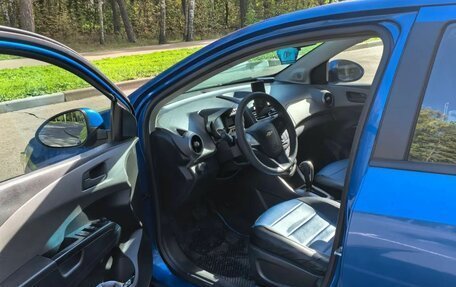 Chevrolet Aveo III, 2013 год, 760 000 рублей, 4 фотография