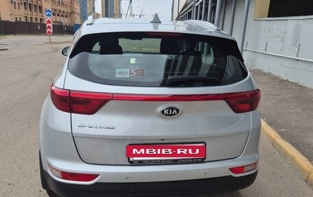 KIA Sportage IV рестайлинг, 2017 год, 2 199 000 рублей, 2 фотография