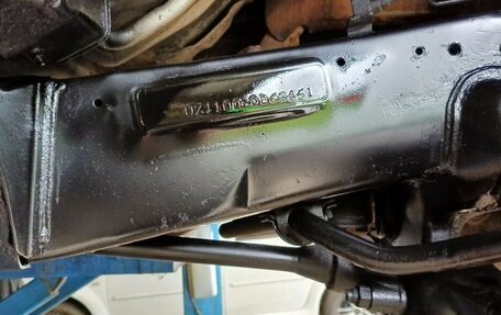 Toyota Land Cruiser 100 рестайлинг 2, 1999 год, 1 400 000 рублей, 2 фотография