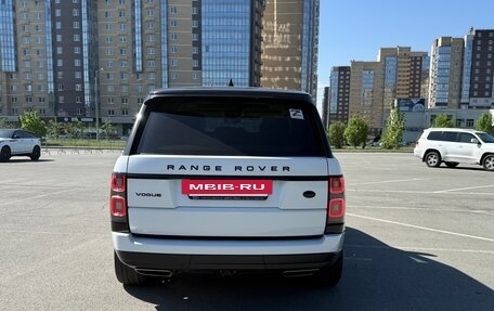 Land Rover Range Rover IV рестайлинг, 2018 год, 4 999 999 рублей, 7 фотография