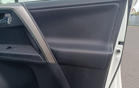 Toyota RAV4, 2013 год, 1 650 000 рублей, 16 фотография