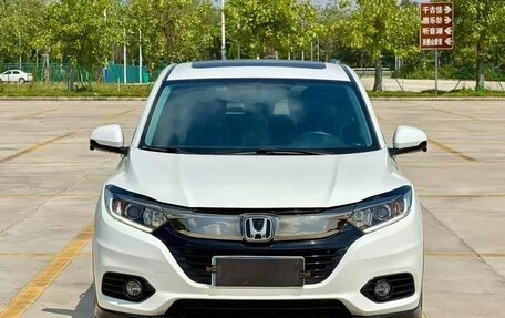 Honda Vezel, 2022 год, 1 350 000 рублей, 7 фотография