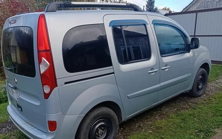 Renault Kangoo II рестайлинг, 2012 год, 550 000 рублей, 3 фотография