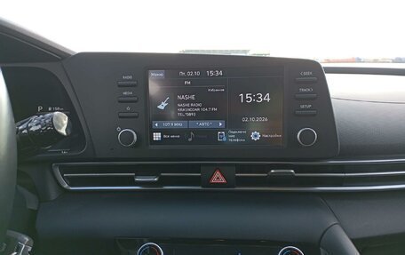 Hyundai Elantra, 2022 год, 1 865 800 рублей, 14 фотография