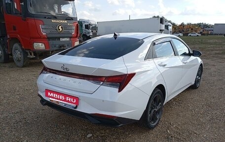 Hyundai Elantra, 2022 год, 1 865 800 рублей, 3 фотография