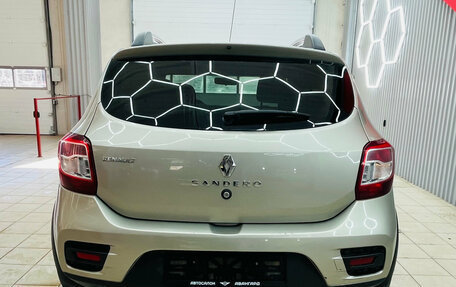 Renault Sandero II рестайлинг, 2017 год, 1 000 000 рублей, 4 фотография