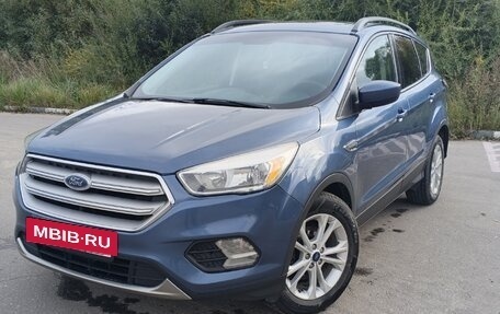 Ford Escape III, 2018 год, 1 400 000 рублей, 3 фотография