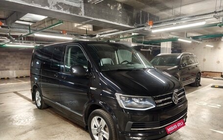 Volkswagen Multivan T6 рестайлинг, 2017 год, 3 990 000 рублей, 3 фотография