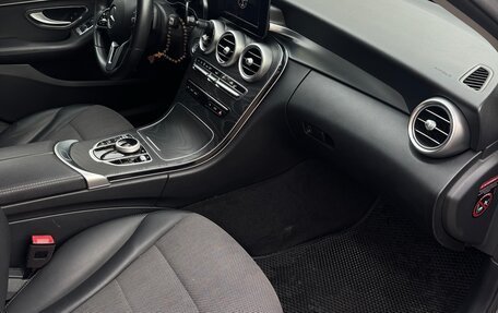 Mercedes-Benz C-Класс, 2019 год, 2 550 000 рублей, 6 фотография