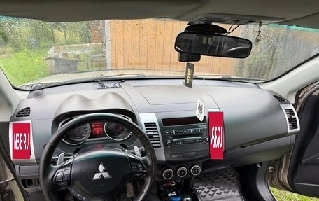 Mitsubishi Outlander III рестайлинг 3, 2008 год, 930 000 рублей, 3 фотография