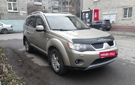 Mitsubishi Outlander III рестайлинг 3, 2008 год, 930 000 рублей, 10 фотография