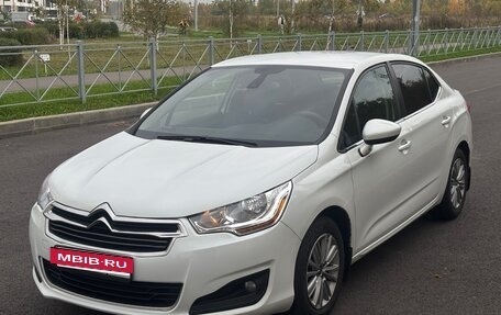 Citroen C4 II рестайлинг, 2016 год, 644 900 рублей, 2 фотография