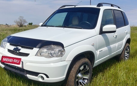 Chevrolet Niva I рестайлинг, 2013 год, 550 000 рублей, 2 фотография