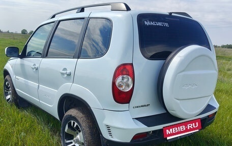 Chevrolet Niva I рестайлинг, 2013 год, 550 000 рублей, 5 фотография
