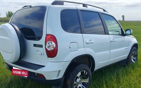 Chevrolet Niva I рестайлинг, 2013 год, 550 000 рублей, 4 фотография