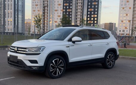 Volkswagen Tharu, 2022 год, 1 900 000 рублей, 2 фотография