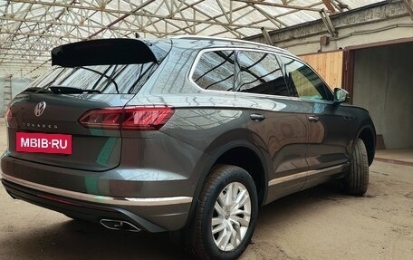 Volkswagen Touareg III, 2020 год, 6 890 000 рублей, 4 фотография