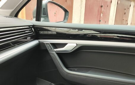 Volkswagen Touareg III, 2020 год, 6 890 000 рублей, 16 фотография