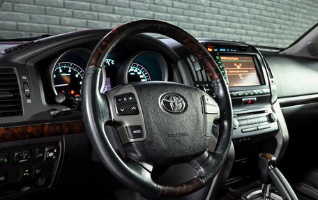 Toyota Land Cruiser 200, 2011 год, 3 175 000 рублей, 11 фотография