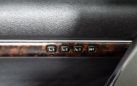 Toyota Land Cruiser 200, 2011 год, 3 175 000 рублей, 13 фотография