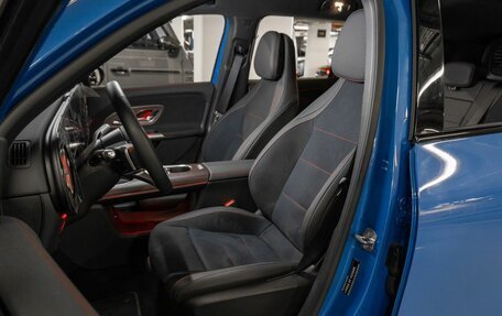 Mercedes-Benz GLB, 2026 год, 8 100 000 рублей, 12 фотография