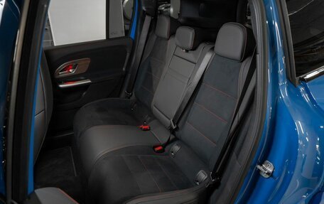 Mercedes-Benz GLB, 2026 год, 8 100 000 рублей, 27 фотография
