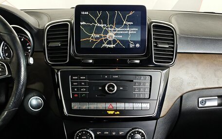 Mercedes-Benz GLS, 2017 год, 4 000 000 рублей, 15 фотография
