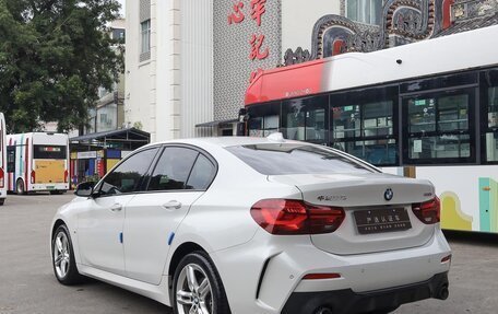 BMW 1 серия, 2022 год, 1 800 000 рублей, 4 фотография