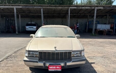 Cadillac Fleetwood II, 1996 год, 1 000 000 рублей, 1 фотография