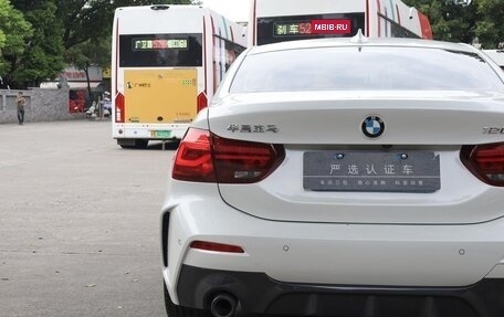 BMW 1 серия, 2022 год, 1 800 000 рублей, 20 фотография