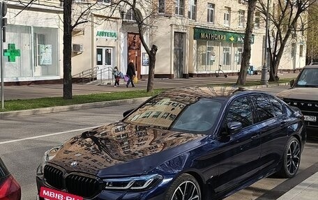 BMW 5 серия, 2021 год, 6 500 000 рублей, 17 фотография