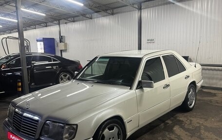 Mercedes-Benz E-Класс, 1995 год, 900 000 рублей, 2 фотография