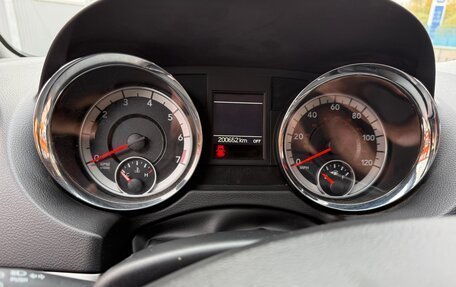 Dodge Caravan V, 2017 год, 2 150 000 рублей, 11 фотография