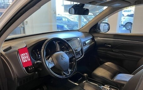 Mitsubishi Outlander III рестайлинг 3, 2019 год, 2 291 000 рублей, 22 фотография