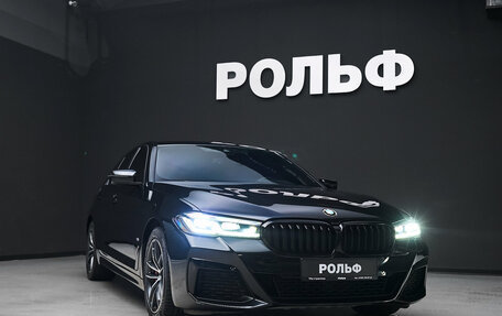 BMW 5 серия, 2021 год, 3 990 000 рублей, 11 фотография
