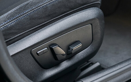 BMW 5 серия, 2021 год, 3 990 000 рублей, 20 фотография