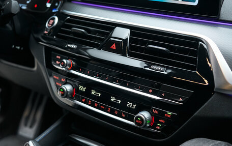 BMW 5 серия, 2021 год, 3 990 000 рублей, 23 фотография