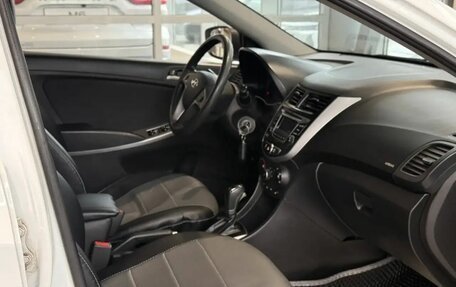Hyundai Solaris II рестайлинг, 2015 год, 999 000 рублей, 7 фотография