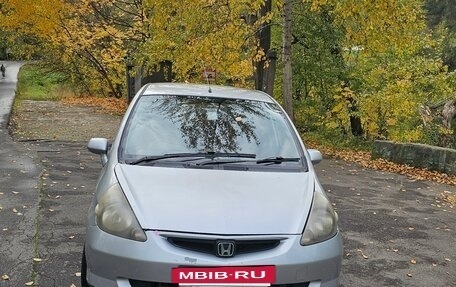 Honda Fit III, 2003 год, 300 000 рублей, 3 фотография