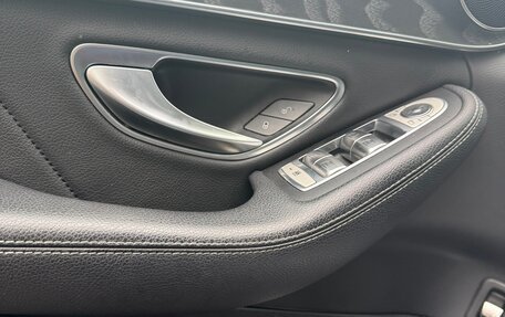 Mercedes-Benz C-Класс, 2018 год, 2 500 000 рублей, 10 фотография