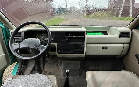 Volkswagen Transporter T4, 1993 год, 375 000 рублей, 10 фотография