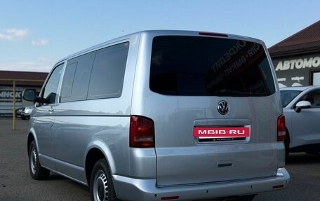 Volkswagen Caravelle T5, 2012 год, 1 650 000 рублей, 6 фотография
